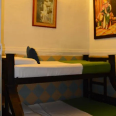 Hostel Marlin *