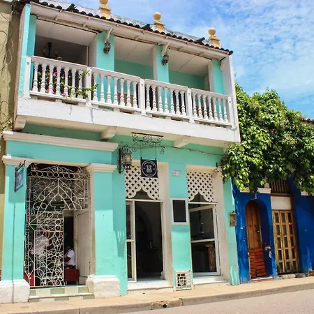 Marlin Hostal *