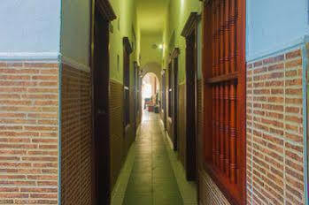 Marlin Albergue *